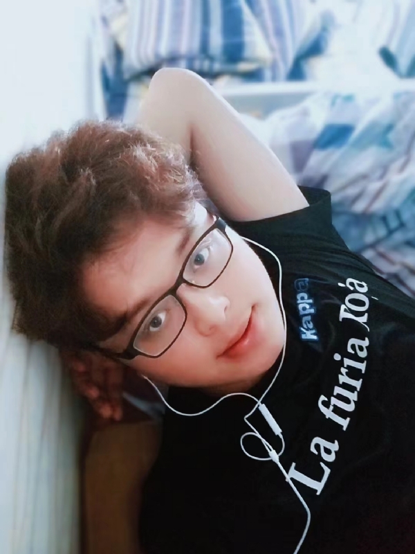 默铭芷的第一张照片--淮安相亲服务中心