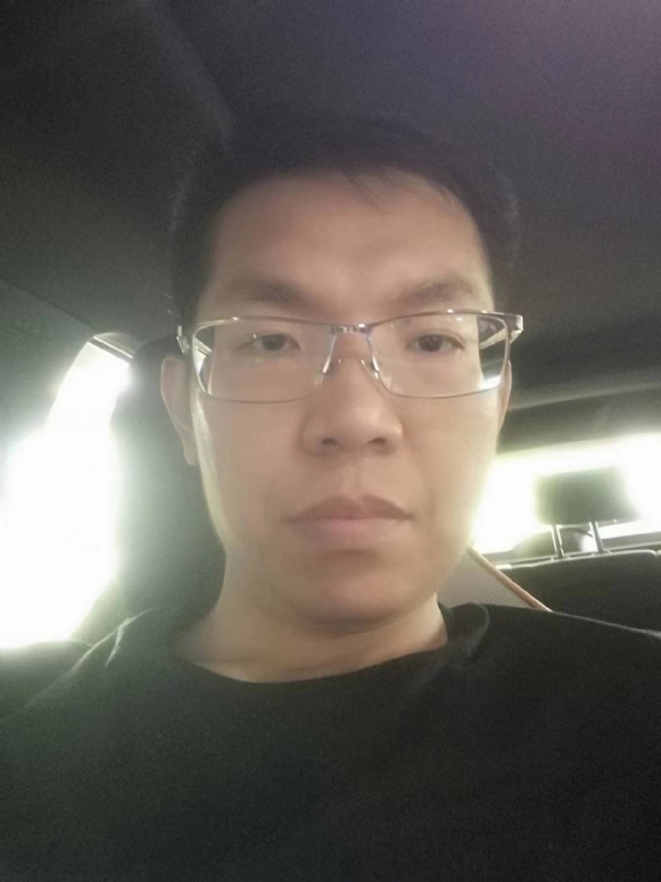 小黑包的第一张照片--淮安相亲服务中心