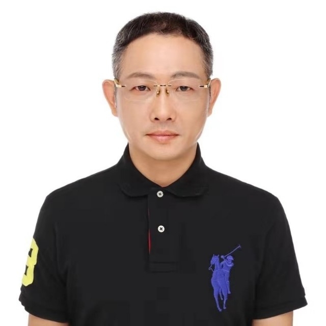 邱先森的第一张照片--淮安相亲服务中心