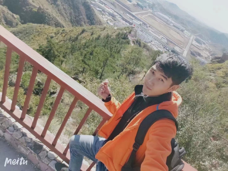 小啊鹏的第一张照片--淮安相亲服务中心