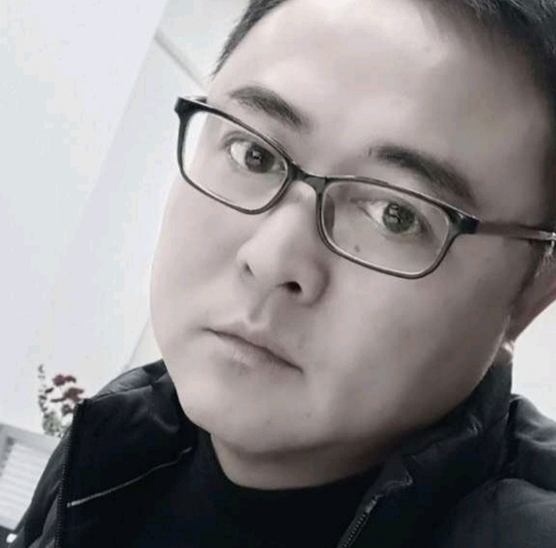 小石头的第一张照片--淮安相亲服务中心