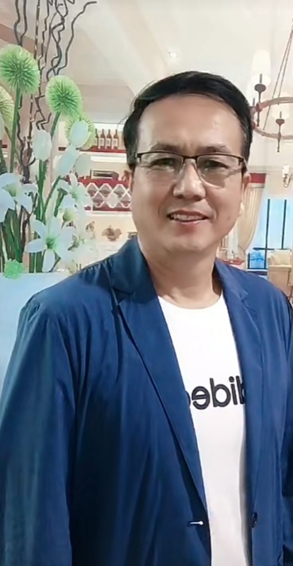 沈先生的第一张照片--淮安相亲服务中心