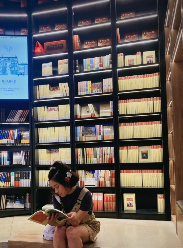 佳妹的第一张照片--淮安相亲服务中心