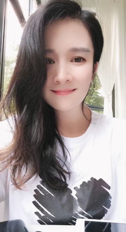 晨曦的第一张照片--淮安相亲服务中心