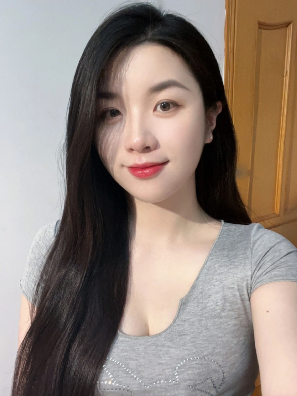 乔乔在寻爱的第二张照片--淮安相亲服务中心