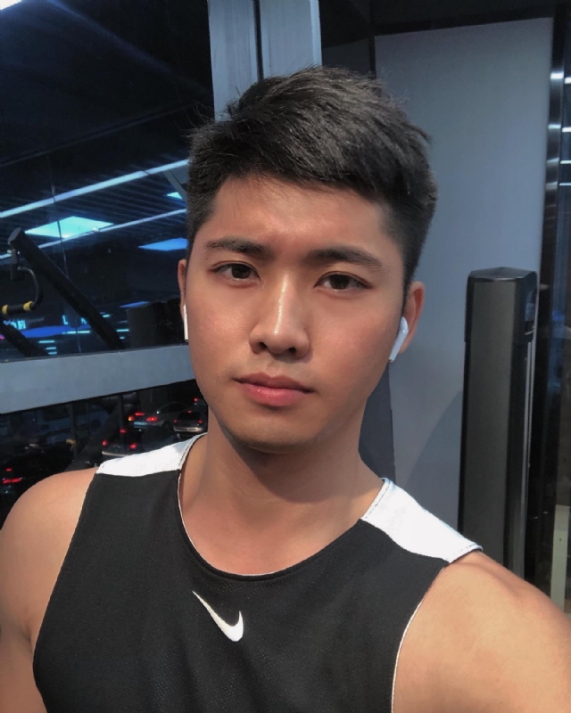 林毅的第一张照片--淮安相亲服务中心