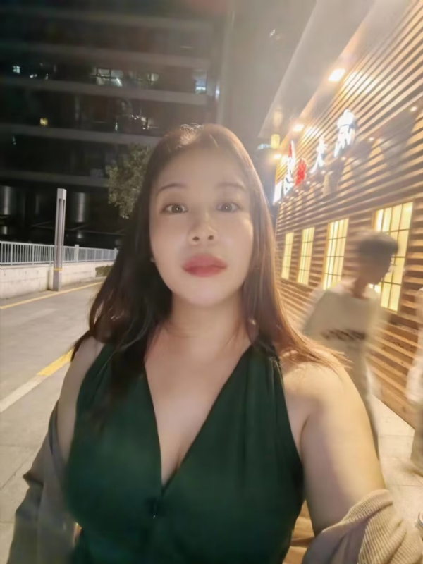 叶子青青的第四张照片--淮安相亲服务中心