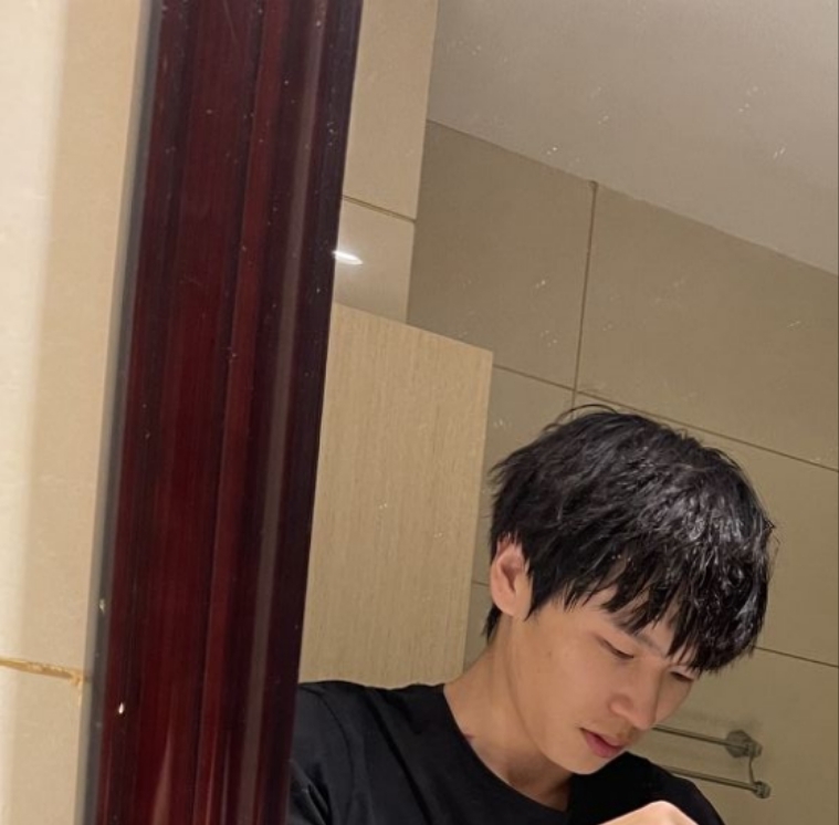 无眠的第一张照片--淮安相亲服务中心