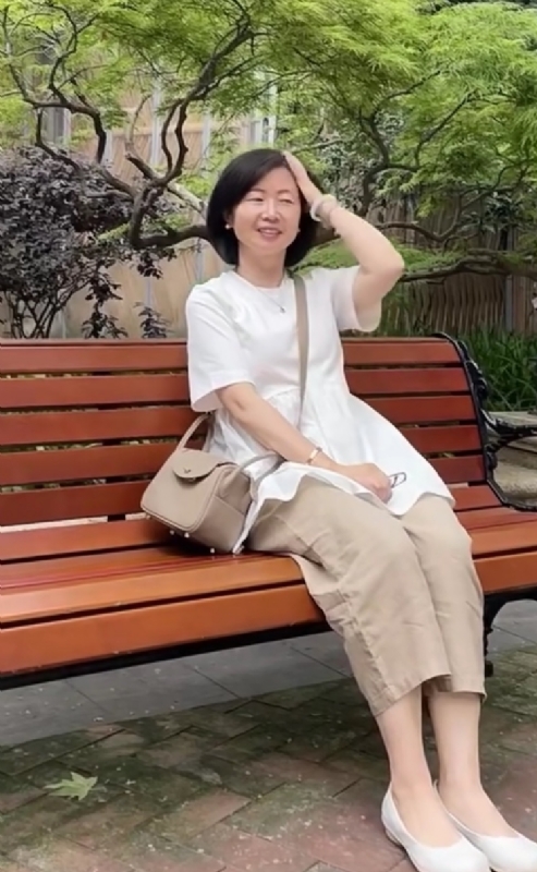 千年老母猪的第五张照片--淮安相亲服务中心