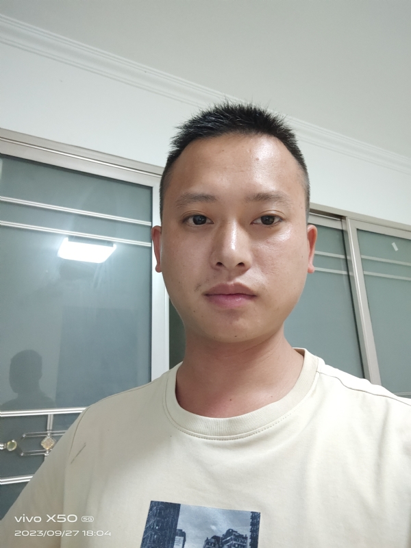 小yan同学的第一张照片--淮安相亲服务中心