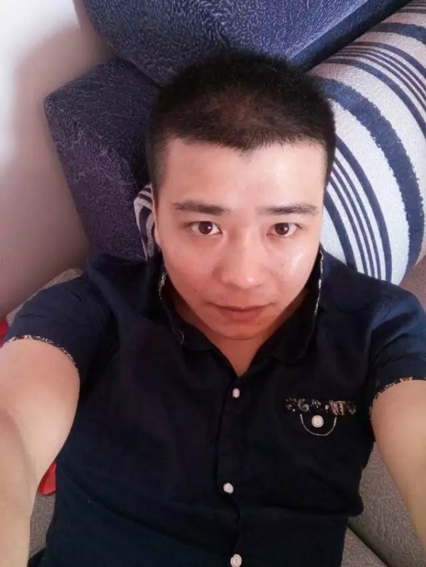 漫步的面包的第一张照片--淮安相亲服务中心