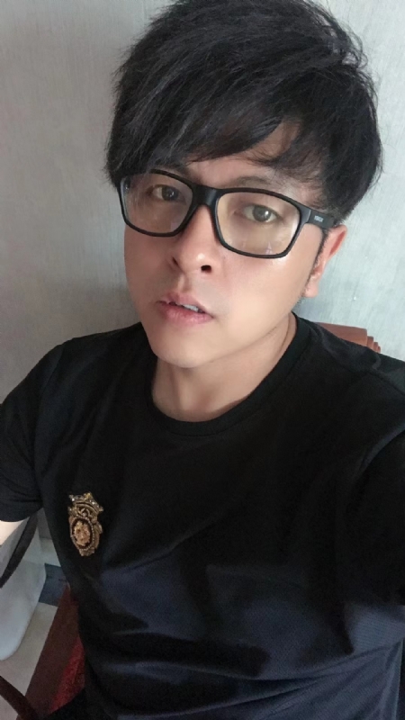 爱你永远不容易的第一张照片--淮安相亲服务中心