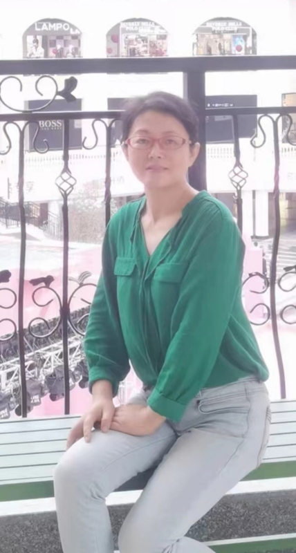 丽华的第七张照片--淮安相亲服务中心