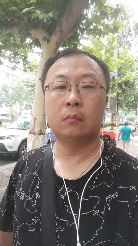 飘逸的星辰的第一张照片--淮安相亲服务中心