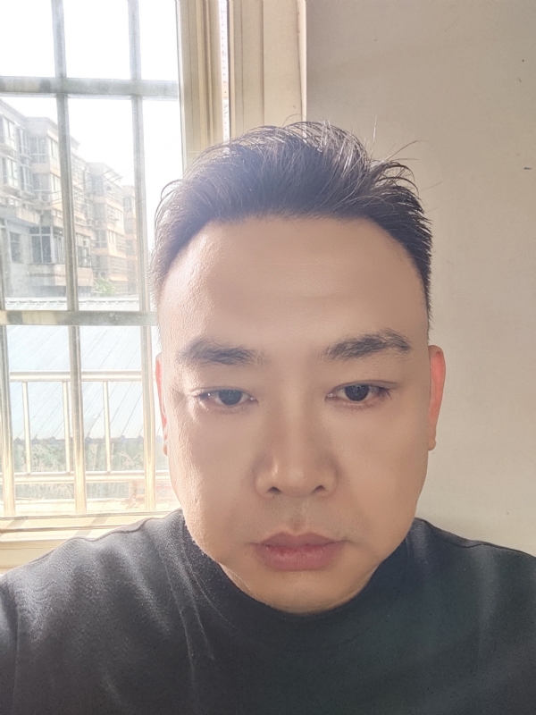 爱人先爱己的第一张照片--淮安相亲服务中心