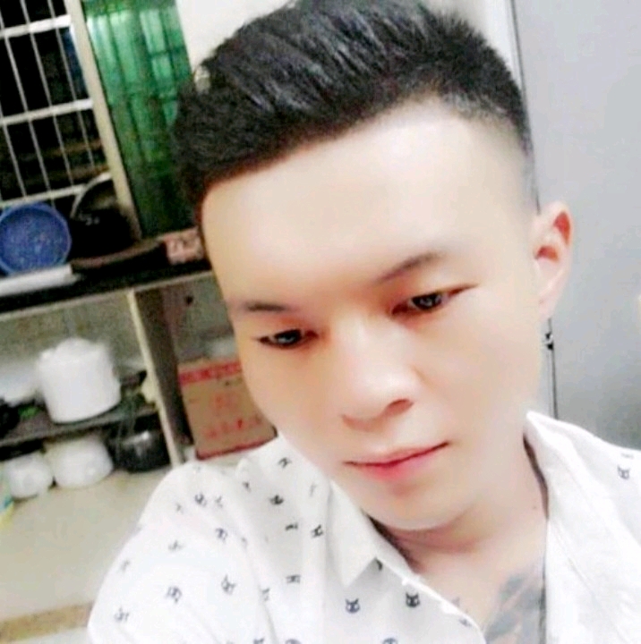 子龙的第一张照片--淮安相亲服务中心