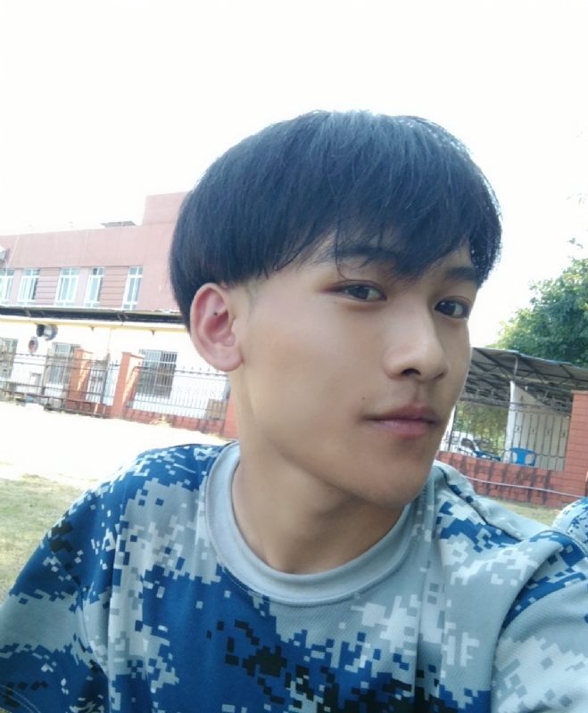 山先生的第二张照片--淮安相亲服务中心