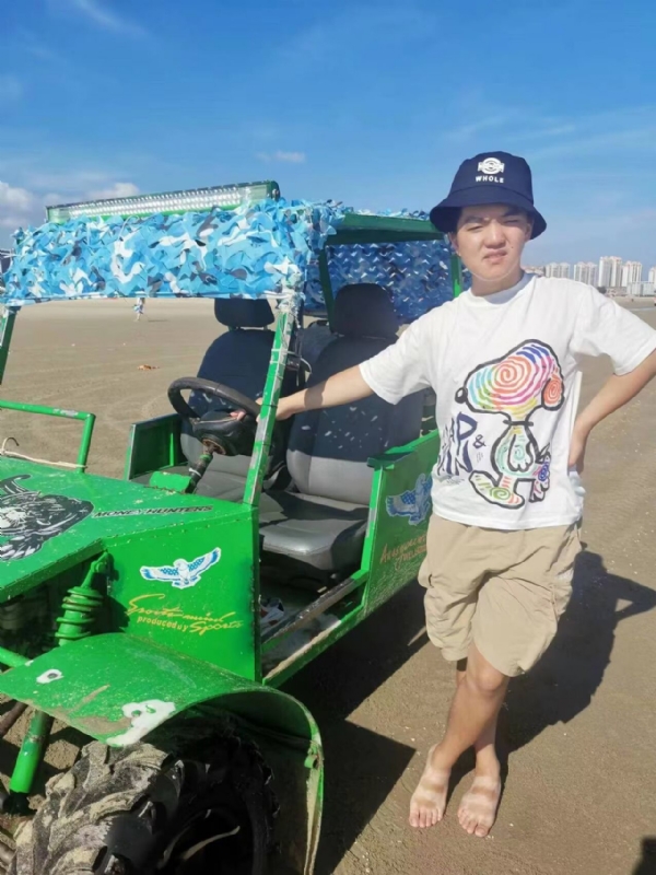 段炼成宸天下第一帅喔的第一张照片--淮安相亲服务中心