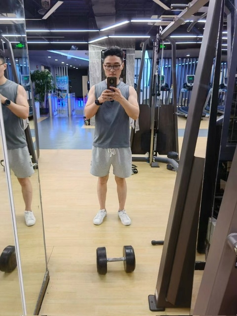 超哥的第二张照片--淮安相亲服务中心