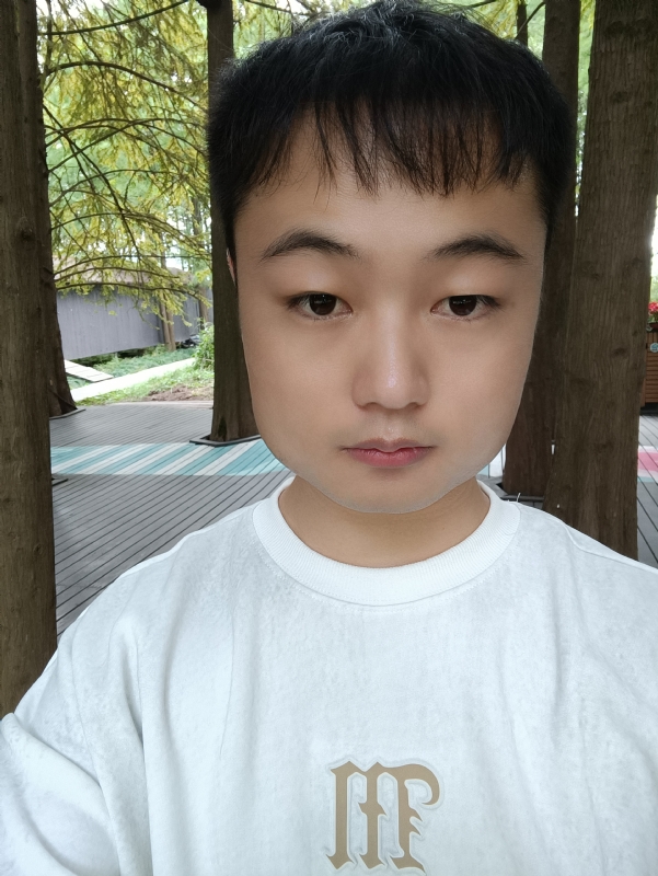 故人似的第一张照片--淮安相亲服务中心