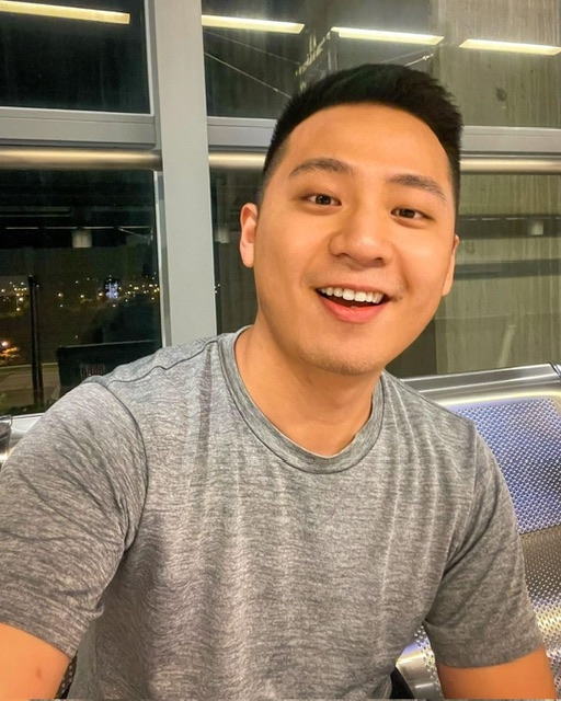 孤獨的男人的第三张照片--淮安相亲服务中心