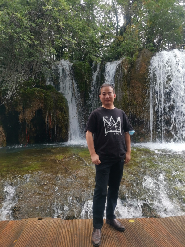 任君君的第一张照片--淮安相亲服务中心