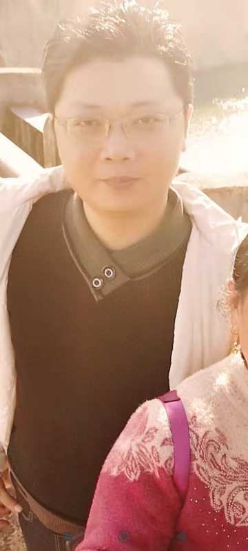 邓生的第二张照片--淮安相亲服务中心