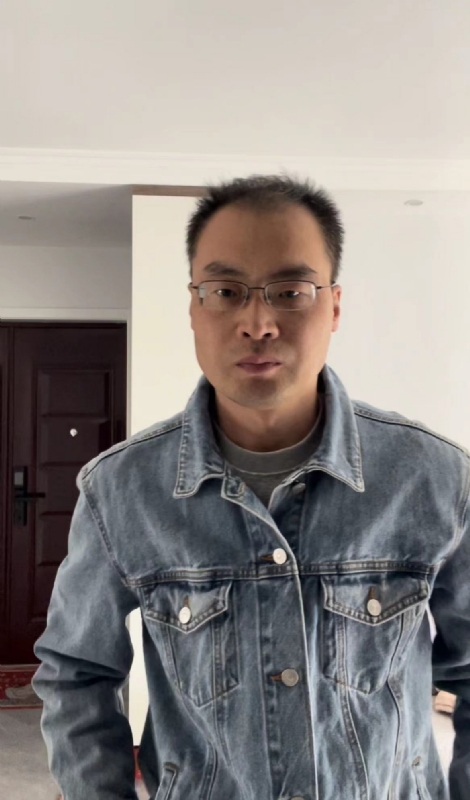 墨灬白的第二张照片--淮安相亲服务中心