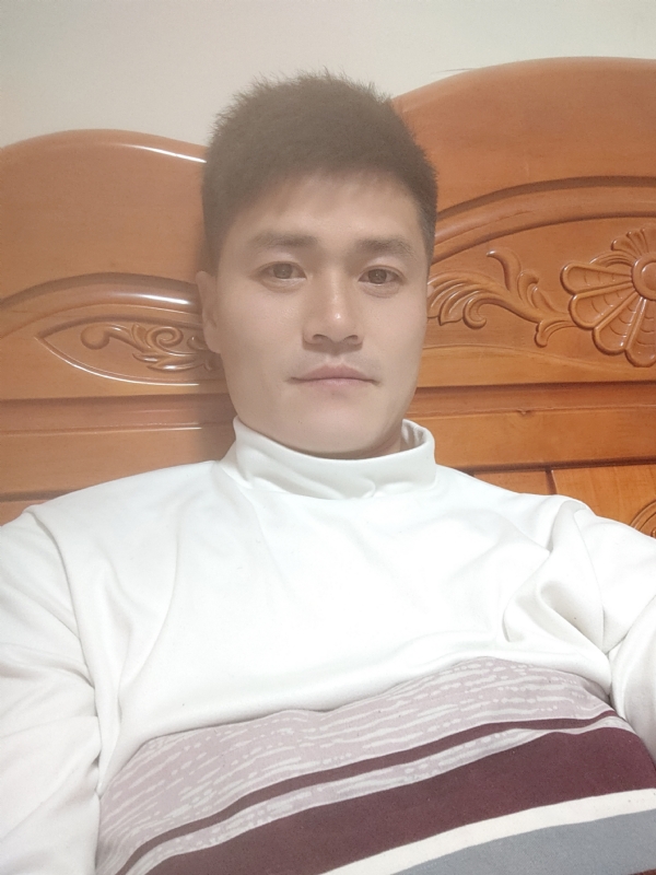 网球罗的第四张照片--淮安相亲服务中心