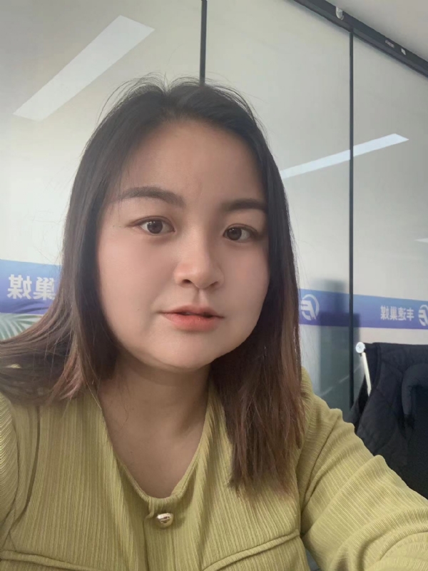 唐秋满的第一张照片--淮安相亲服务中心