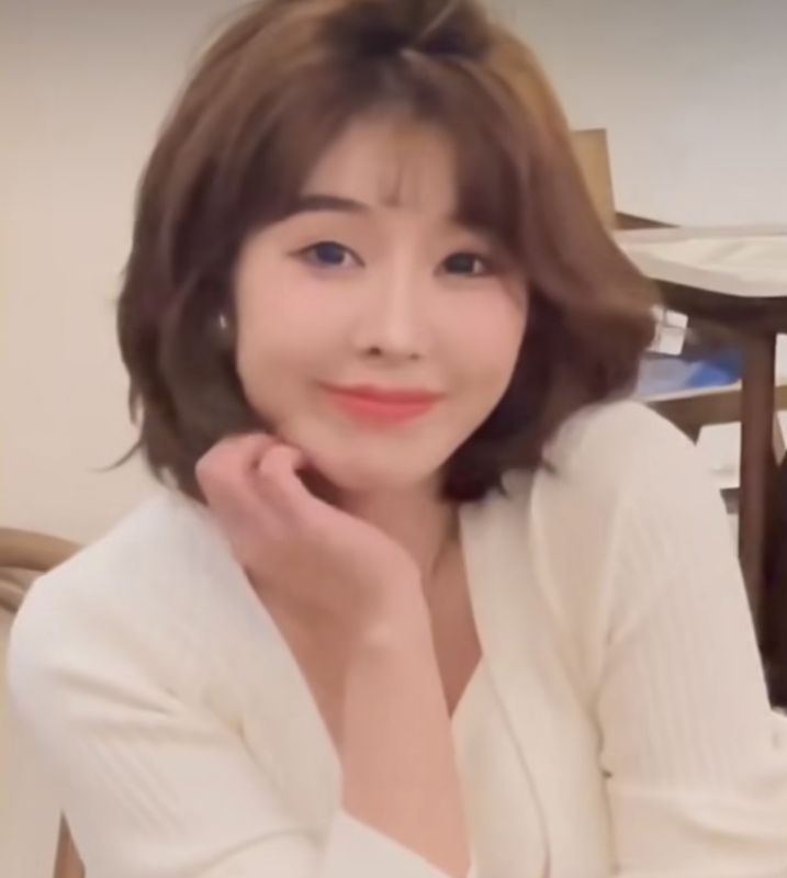 張雨晴的第一张照片--淮安相亲服务中心