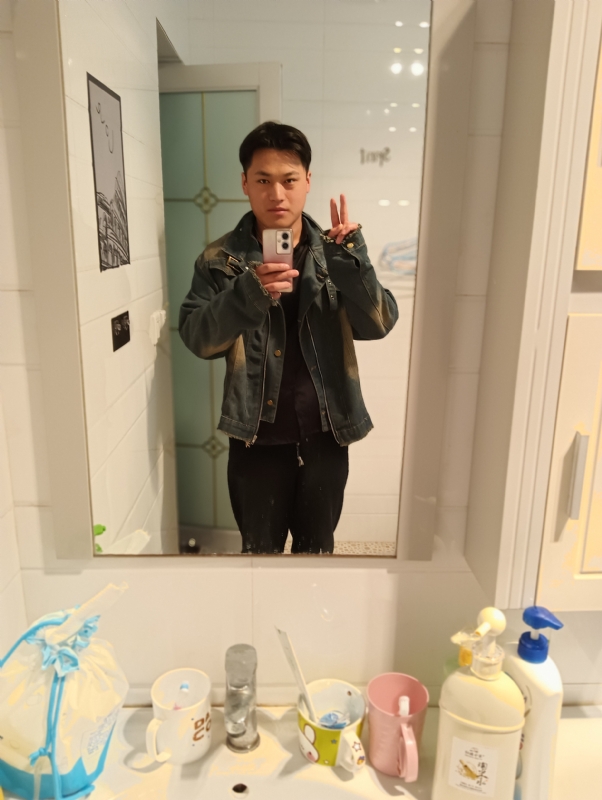 自律的MAN的第一张照片--淮安相亲服务中心