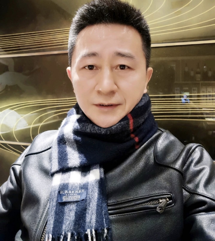 情到深处的第一张照片--淮安相亲服务中心