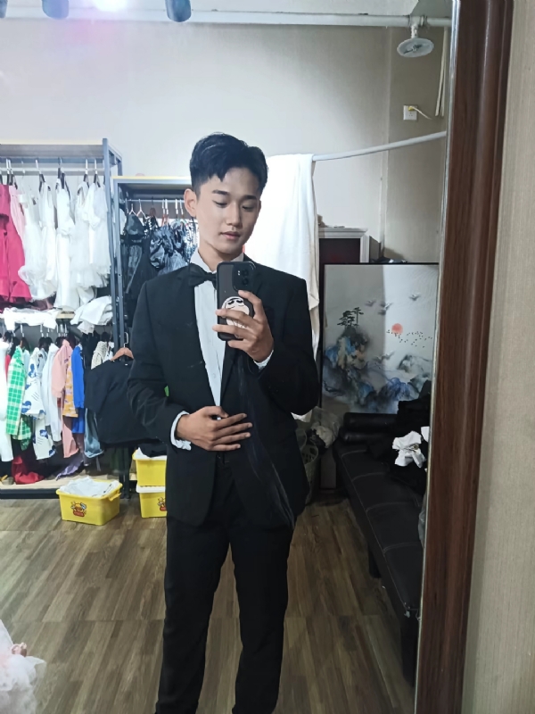 李梓宇的第一张照片--淮安相亲服务中心