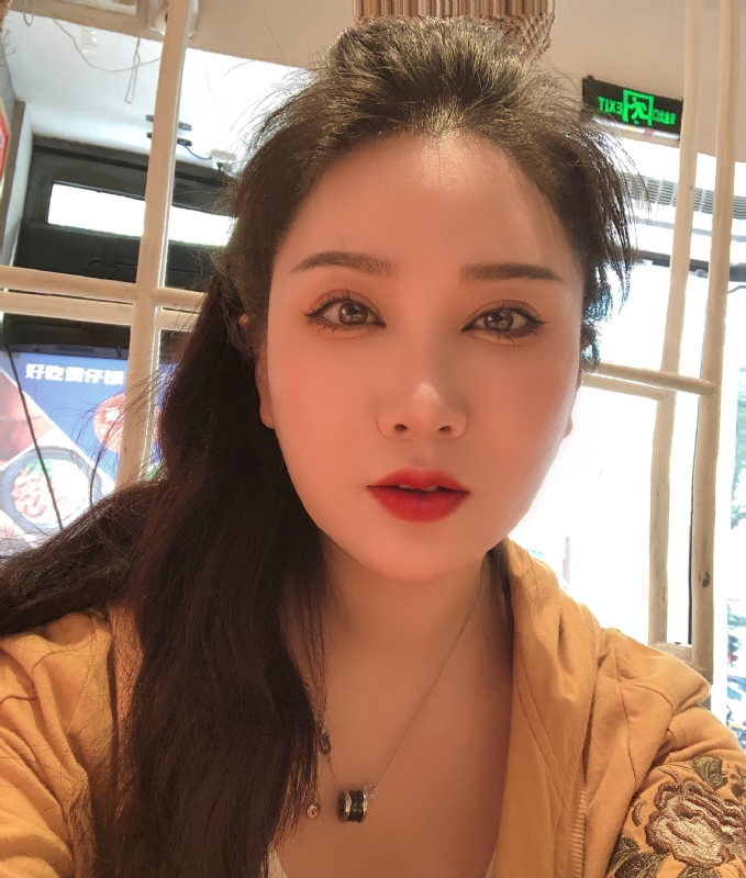 琳达的第二张照片--淮安相亲服务中心