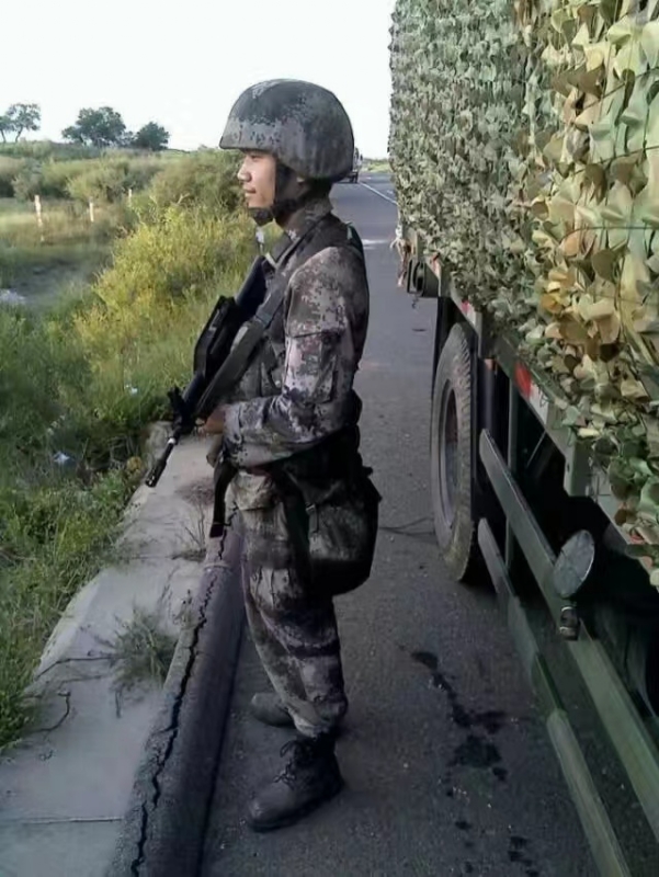 搬砖中的第一张照片--淮安相亲服务中心