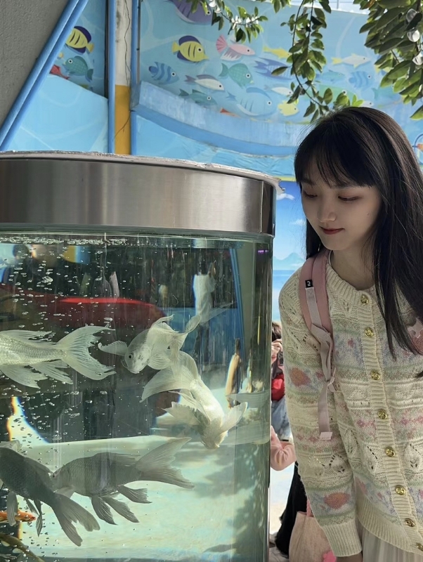 yiyi的第三张照片--淮安相亲服务中心