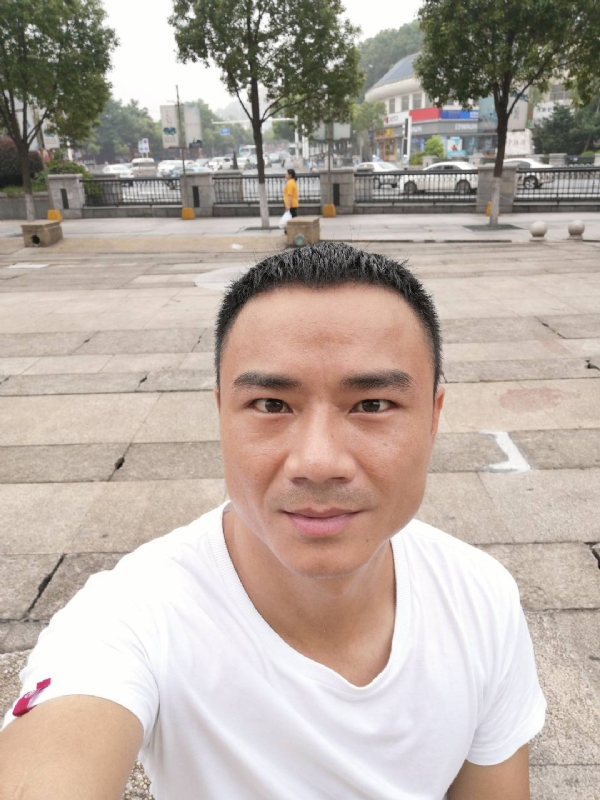 水木年华的第三张照片--淮安相亲服务中心