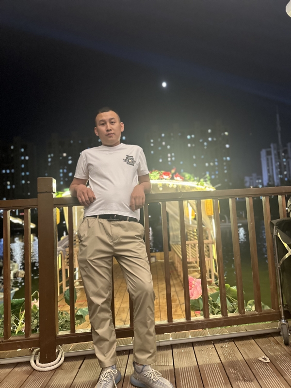 大超的第一张照片--淮安相亲服务中心