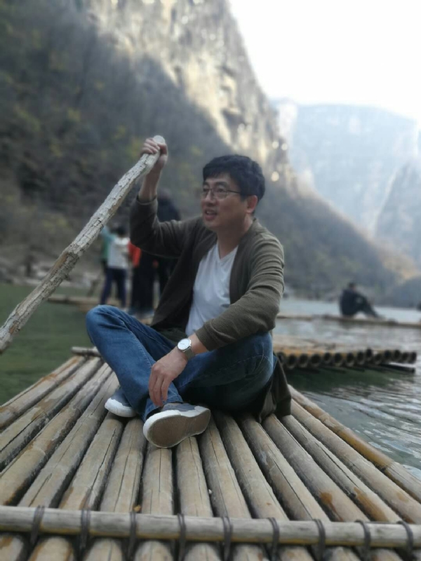 风被吹走了的第二张照片--淮安相亲服务中心