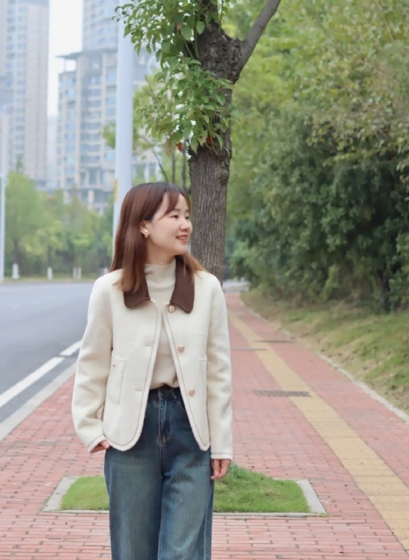 宁静的第一张照片--淮安相亲服务中心