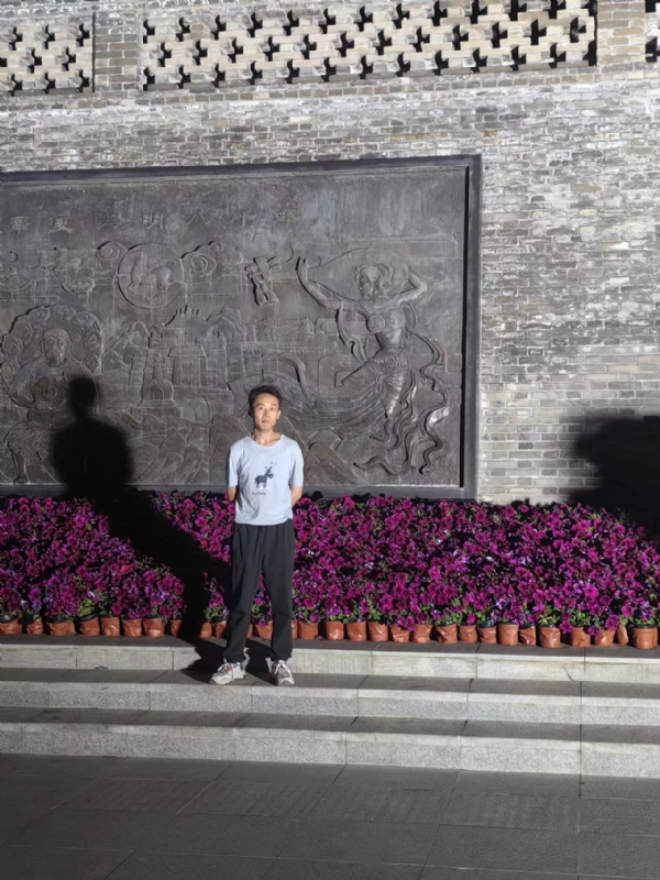 威风凛凛的第一张照片--淮安相亲服务中心