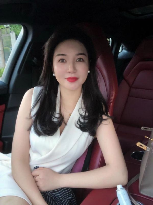 小雨的第一张照片--淮安相亲服务中心