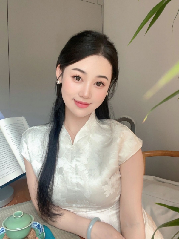 小慧的第一张照片--淮安相亲服务中心