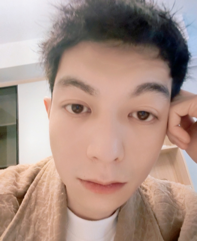 慕白的第一张照片--淮安相亲服务中心