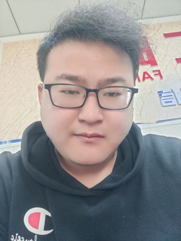 小张的第一张照片--淮安相亲服务中心