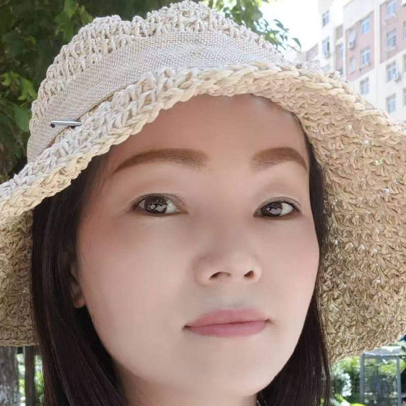 蓝妮的第二张照片--淮安相亲服务中心