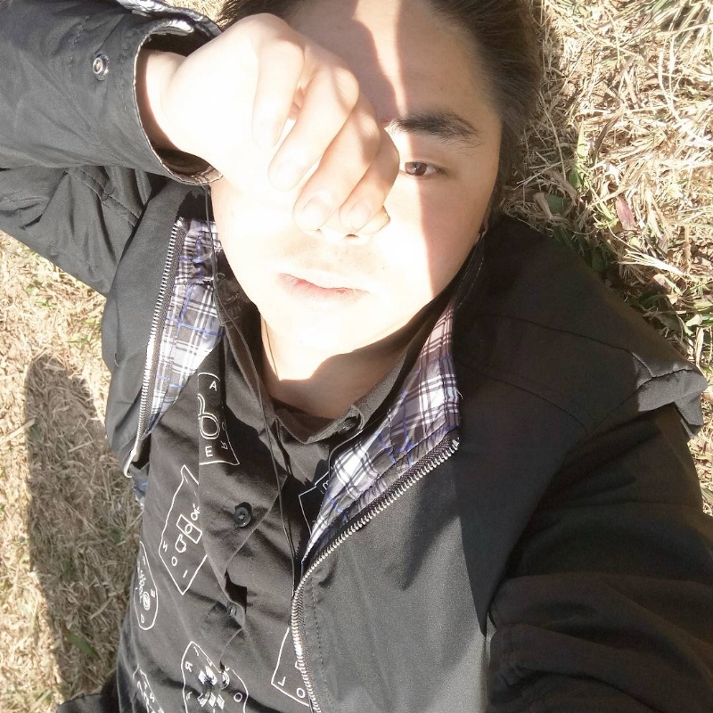 执子之手与子偕老的第一张照片--淮安相亲服务中心