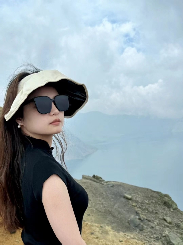 随梦的第一张照片--淮安相亲服务中心