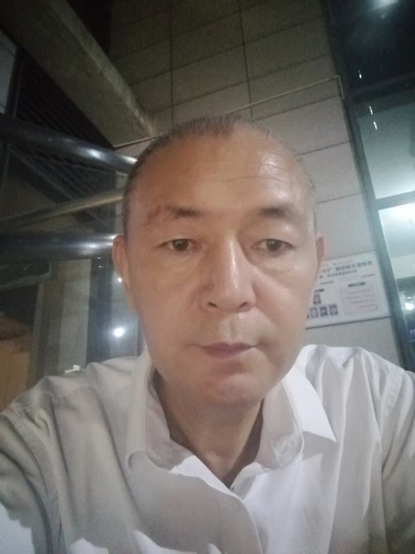 老李的第一张照片--淮安相亲服务中心